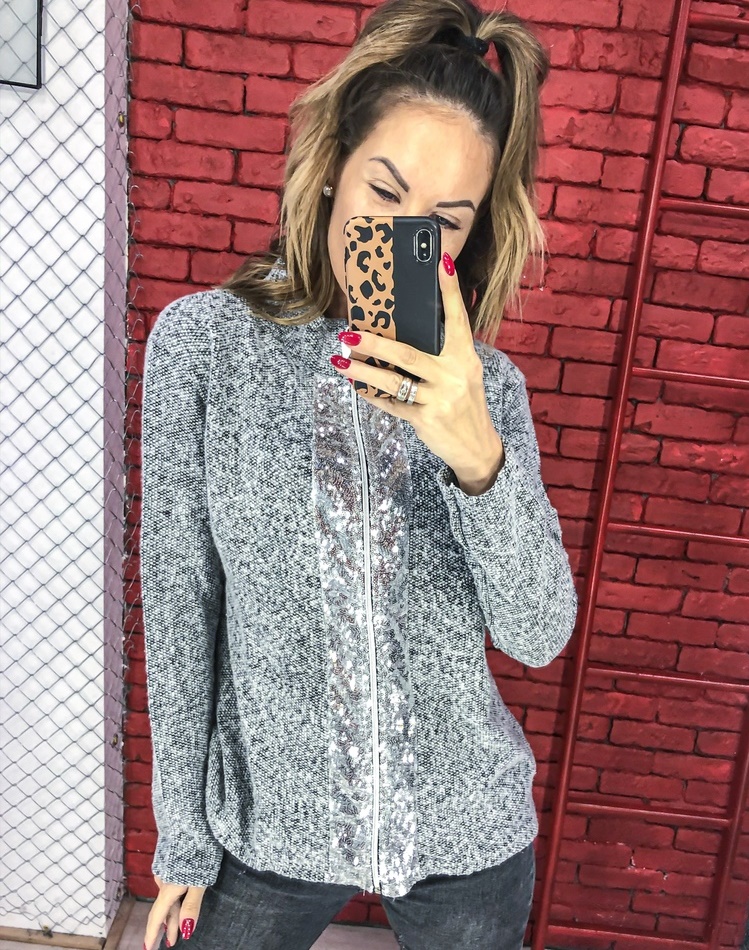 свитера с пайетками